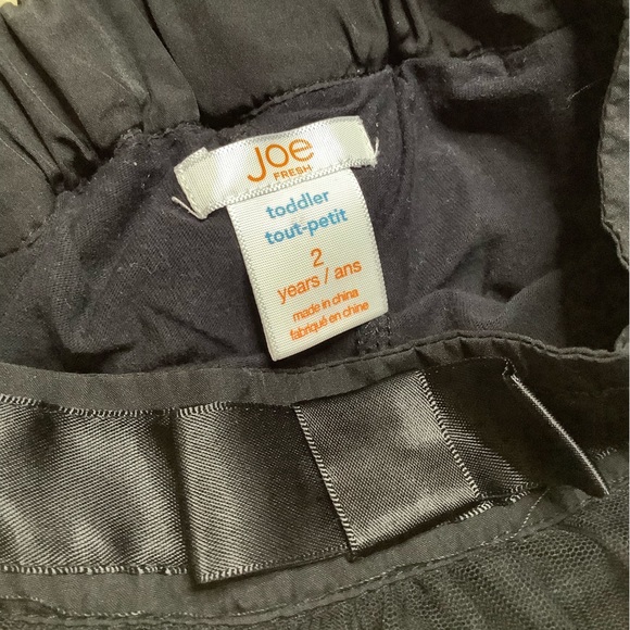 Joe Fresh Toddler Black Tulle Skirt 2T - Picture 2 of 3